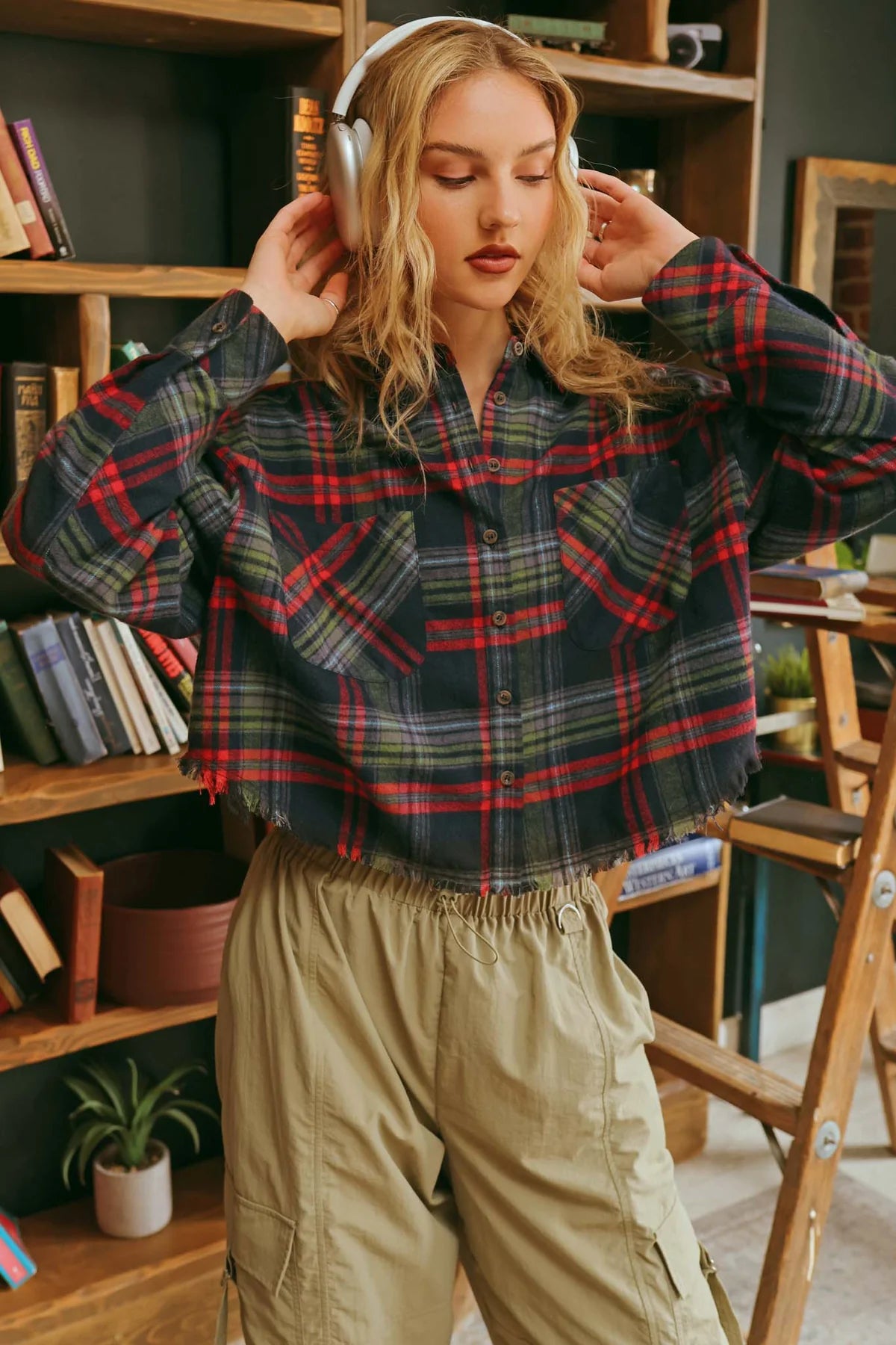 Cropped Frayed Hem Flannel