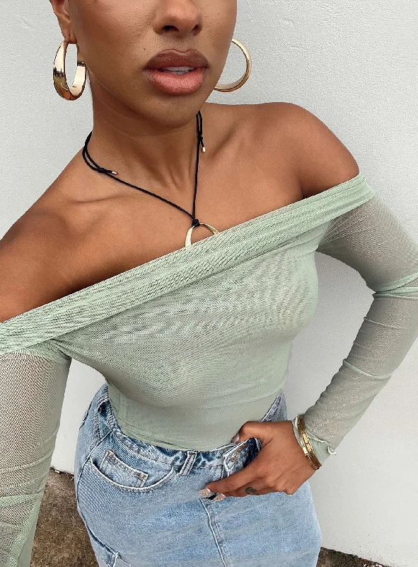 Gryce Off The Shoulder Top Green